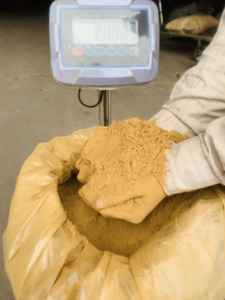 [Fabricant fiable] Vietnam Vente en gros Cassia Cannelle Poudre de haute qualité - Product Image 2