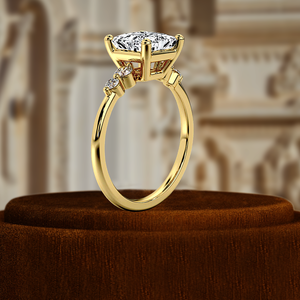 Anillo de Compromiso Solitario de Oro Rosa de 14K, Diamante Cultivado en Laboratorio con Certificación IGI, 1 Ct Corte Princesa con Dos Piedras Laterales Redondas, Anillo de Bodas - Product Image 4