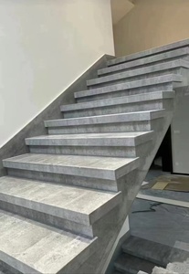 Escalera de mármol gris elegante cortada a medida, pulida y duradera, <span class=keywords><strong>con</strong></span> peldaños y reborde de mármol Pietra Grey para proyectos. - Product Image 2