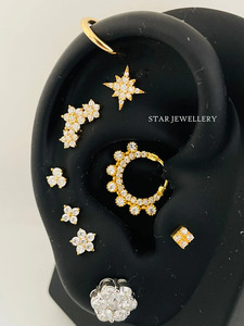 Boucles d'oreilles North STAR en or massif 14 carats avec diamants naturels. - Product Image 3