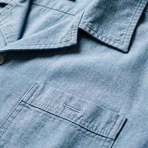 Chemise décontractée d'été pour homme, 100 % coton uni, col rabattu, manches longues, fabrication OEM ODM, vente en gros, logo personnalisé - Product Image 4