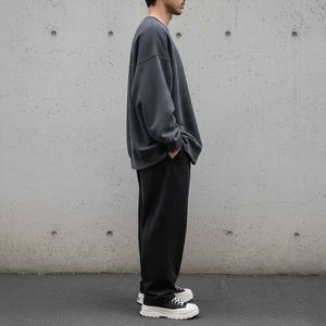 เสื้อสเวตเชิ้ตผ้าฟลีซคุณภาพสูง ขายส่ง 100% ผ้าฝ้าย 400GSM สำหรับผู้ชาย ฤดูหนาว แบบเรียบ สีพื้น ทรงปกติ ไหล่ตก เป็นมิตรกับสิ่งแวดล้อม - Product Image 3