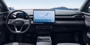 OFERTA B Y D E7 Sedán Usado en Buen Estado, 150 km/h, Eléctrico, Volante a la Izquierda/Derecha - Product Image 3