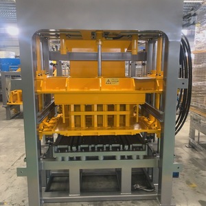 Machine à fabriquer des briques hydrauliques entièrement automatique à haute capacité ZCJK, ligne de production de blocs de béton pour l'<span class=keywords><strong>industrie</strong></span> de la construction - Product Image 3