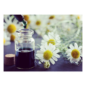 Huile essentielle de camomille bleue allemande, qualité naturelle, très vendue - Product Image 1