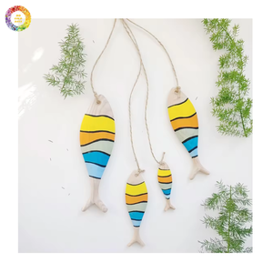 Decoración de pescado de madera hecha a mano, adorno de madera natural para el hogar, sala de estar, tiendas de recuerdos y centros turísticos costeros - Product Image 1