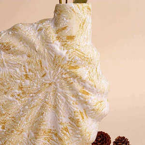 Vase à fleurs en céramique artisanale bohème antique, finition coquillage beige, petit et haut, pour décoration de table, mini pot - Product Image 5