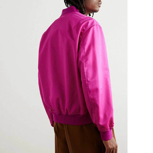 Veste en satin imperméable de couleur élégante avec un design et une taille personnalisés, veste en satin de style baseball pour homme - Product Image 2