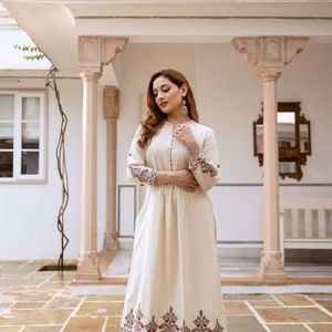 ROYAL EXPORT PRÉSENTANT PAR KURTA ENSEMBLE PUR COTON DU SUD AVEC BRODERIE - Product Image 2