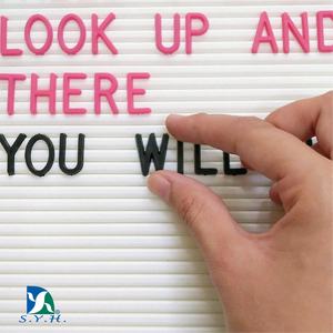 Tablero de Letras de Plástico Negro Portátil y Intercambiable para Publicidad con Marco de Aluminio - Product Image 3