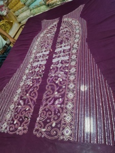 Tissu brodé perlé à la main antistatique élégant pour une silhouette de plage prête pour la fête pour des entraînements élégants - Product Image 4