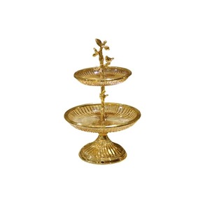 Plateau de service à 3 couches de style Gulf Plateau à noix et fruits en verre plaqué or et en alliage pour la décoration intérieure - Product Image 1