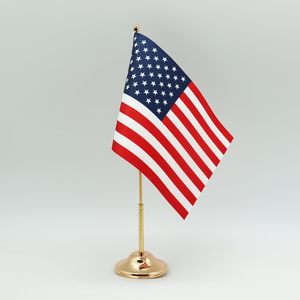 Drapeau de table de luxe des États-Unis, imprimé numériquement sur tissu, avec mât en aluminium - Product Image 5