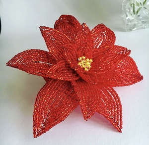 Festive Flair Unique Décoration de Noël Fournitures Boule et guirlandes en forme de coeur pour la maison et le jardin pour les fêtes - Product Image 3