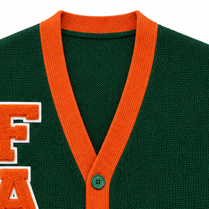 Cárdigan grueso de punto acrílico verde y naranja personalizado, estilo universitario, con doble botonadura y cuello en V, letras de chenilla, unisex, para hermandades - Product Image 4