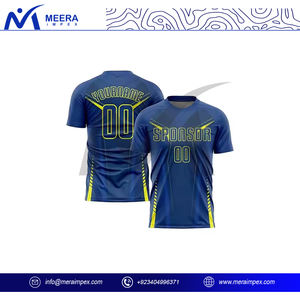 Maillot de football unisexe personnalisé OEM de haute qualité 100 % polyester sublimé à col montant léger à manches courtes pour hommes et femmes - Product Image 2