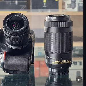 Meilleures ventes : Appareil photo reflex numérique Sony Alpha avec objectif double zoom EF-S 18-55 mm et EF 75-300 mm, kit prêt à être expédié - Product Image 1
