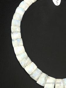 Collar de Piedras Preciosas de Piedra Lunar Arcoíris Natural Facetada de 18 Pulgadas - Product Image 4