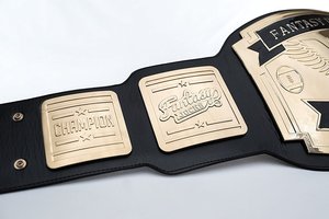 Champ King Ultimate Victory Excellence Símbolo Boxeo Campeonato Cinturones Trofeos Medallas Accesorios de moda Premios - Product Image 5