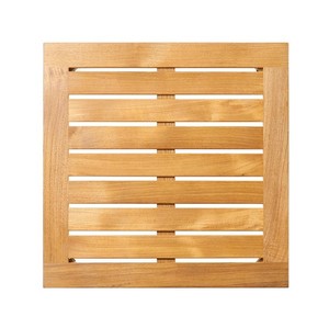 Petite table d'appoint en teck pour extérieur, fabriquée en Indonésie - Product Image 2