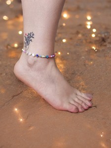 Pulsera de Tobillo Hecha a Mano con Cuentas, de Aleación de Metal Precioso, para Fiestas y Eventos - Product Image 1