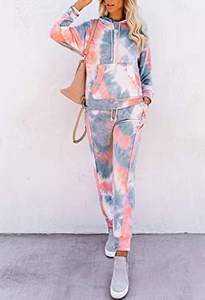 Cozy and Stylish Ladies Jogger Set Perfecto para descansar Correr y las aventuras cotidianas - Product Image 4