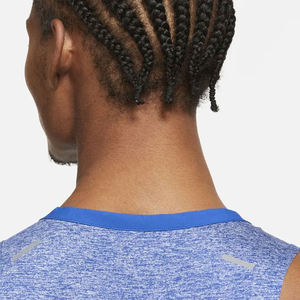 Venta directa de fábrica Ligero Tejido de punto de la mejor calidad Gimnasio Ejercicio Transpirable Estilo casual Sólido Camisetas sin mangas para hombres Tallas grandes - Product Image 6