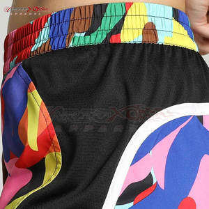 Short de plage pour femmes avec tissu aéré et fentes latérales pour un maximum de confort et de style Short de plage fluide pour femmes - Product Image 5