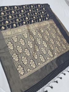 Hermoso Saree de Seda Suave Mashru Kataan con Zari Tejido, Banarasi Jaal, Pallu de Zari Rico, Blusa Tradicional para Fiesta, Pieza Sun - Product Image 2