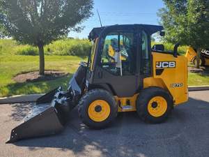 รถตักล้อยางขนาดเล็ก JCB 1CXT มือสอง พร้อมบุ้งกี๋หน้า สำหรับงานก่อสร้างในฟาร์ม - Product Image 4