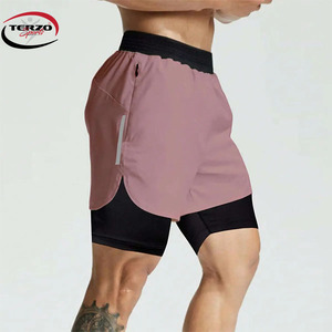 กางเกงขาสั้นยิมที่กําหนดเองคุณภาพสูง 2 ใน 1 โพลีเอสเตอร์กางเกงขาสั้นกลางแจ้งแห้งเร็ววิ่งกางเกงขาสั้นยิมบุรุษติดตั้ง - Product Image 4