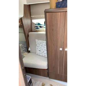 Sealine C330 <b>Yacht</b> - Product Image 4