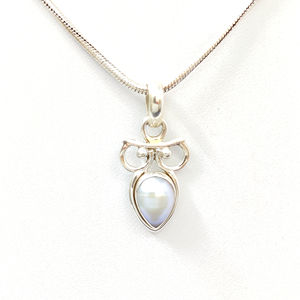 Pendentif en perle de 2,4 grammes, bijoux élégants pour femmes, charme de qualité supérieure pour accessoire de mode - Product Image 1