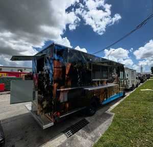 Camiones de Comida Móviles de Alto Rendimiento Listos para Usar en Venta, Calidad Premium para Snacks, Hot Dogs, Dulces, Entrega Rápida Incluida - Product Image 2