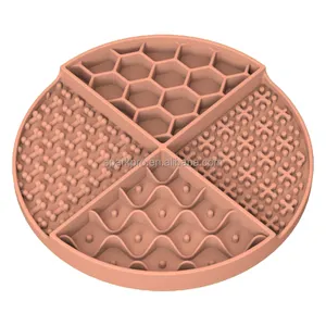 2024 New Arrival Honeycomb Round Slowly Dog Licking Pad Mat Silicone Pet Lick Mat Dog Cat With Suction Cup