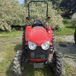 รถแทรกเตอร์ล้อยางมือสอง แมสซีย์ เฟอร์กูสัน 1726E ปี 2018 ใช้งานมากกว่า 50,000 ชั่วโมง น้ำหนัก 100 กิโลกรัม - Product Image 2