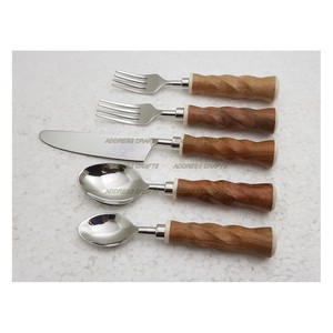 Cadeaux de noël ensemble de couverts en acier inoxydable poignée en résine et en marbre ensemble de fromage décoration de table fête d'anniversaire et ustensiles de cuisine utilisés - Product Image 5