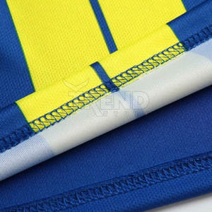 Mejor Precio Uniforme de fútbol al por mayor para el equipo personalizado Poliéster de secado rápido con impresión personalizada para adultos de Pakistán Fabricante - Product Image 3