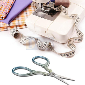 Ciseaux à ongles à poignée argentée Ciseaux pointus fantaisie en acier inoxydable japonais à vendre - Product Image 4