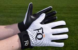 Guantes de fútbol gaélico con diseño y logotipo personalizado de alta calidad MY ABILITY SPORTS Color y tamaño personalizados disponibles - Product Image 5