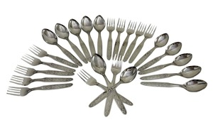 Haute qualité en acier inoxydable 24 pièces ensemble de couverts poignée décorative cuillère fourchette couteau ensemble avec étui vaisselle Durable salle à manger à la maison - Product Image 3