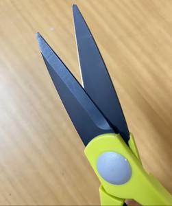 Tijeras de cocina multiusos de acero inoxidable de 8 pulgadas, tijeras láser con mango de plástico de borde liso, grado de bricolaje hecho en Taiwán - Product Image 6