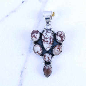 Colgantes Finos de Plata de Ley 925 con Piedra Preciosa de Jaspe Caballo Salvaje, Diseño Hecho a Mano - Product Image 2