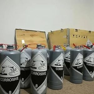 Merveille de mercure liquide argentée 99,999 % pour l'exploitation minière industrielle de l'or à vendre - Product Image 3