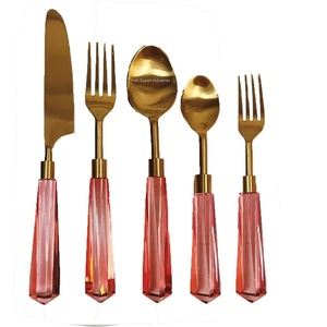Juego de cubiertos de metal dorado de diseño simple con mango de resina azul claro para el hogar, hoteles y bodas, juegos de cubiertos para comer - Product Image 4