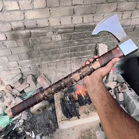 Handgravierte Industriequalität Runen-Wikinger-Axt Doppelklinge 20 Zoll Rosenholzgriff Benutzerdefiniertes Muster & Logo Outdoor-Camping-Geschenk