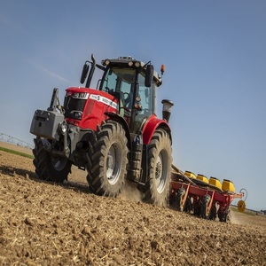 Achetez le tracteur Massey Ferguson 5700M maintenant Livraison rapide disponible Équipement agricole de qualité supérieure pour une productivité ultime - Product Image 3
