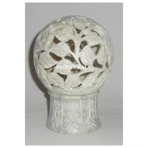แท่นวางเทียนทีไลท์ทรงกลมทำจากหินสบู่ธรรมชาติ - Product Image 1