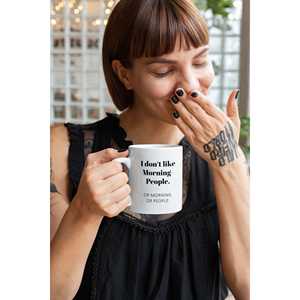 Tasse en céramique minimaliste 200 ml, compatible lave-vaisselle et micro-ondes, avec cuillère « I Don't Morning People » pour la retraite ou le nouveau-né - Product Image 5