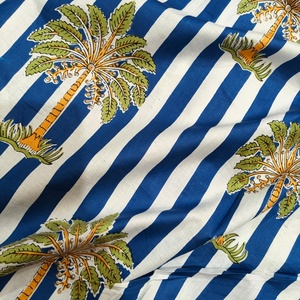 Tela de Algodón 100% Ecológica HAPPEAK con Estampado Floral Liberty Tana Lawn Personalizado para Vestidos, Faldas y Trajes de Niños y Niñas - Product Image 3